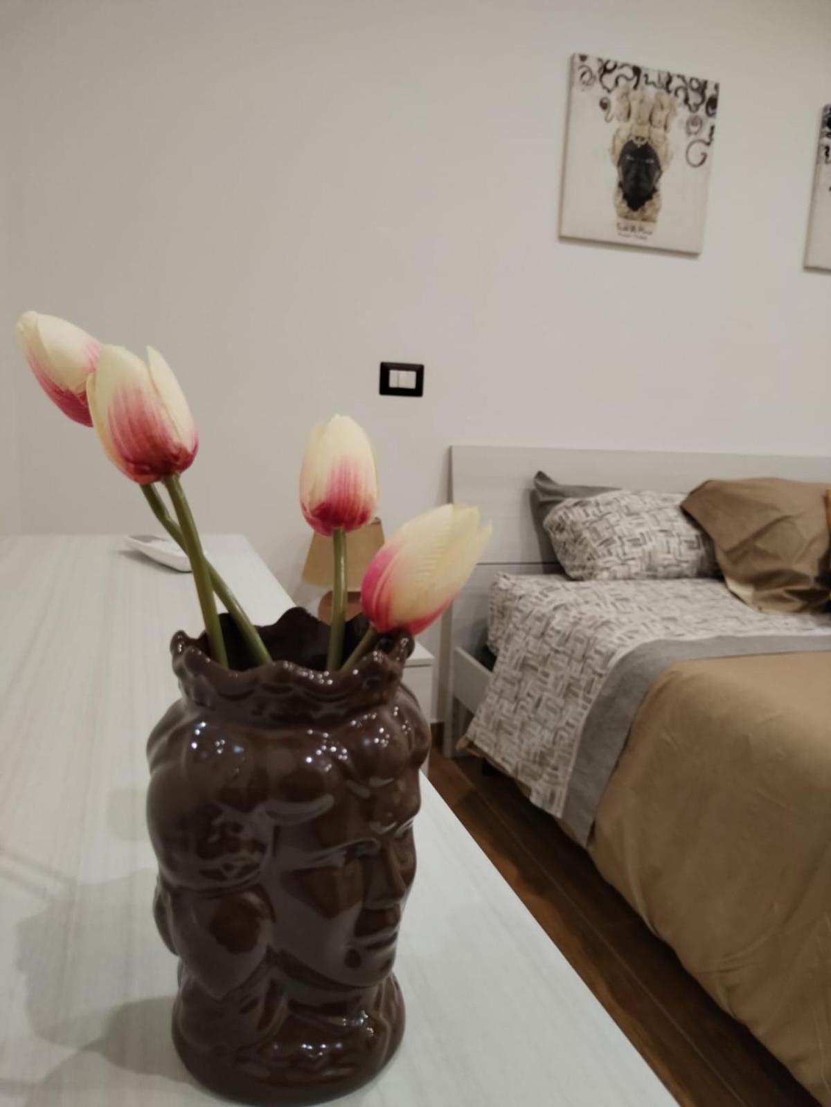 Вилла Momaliar House Кампофеличе-ди-Роччелла Экстерьер фото