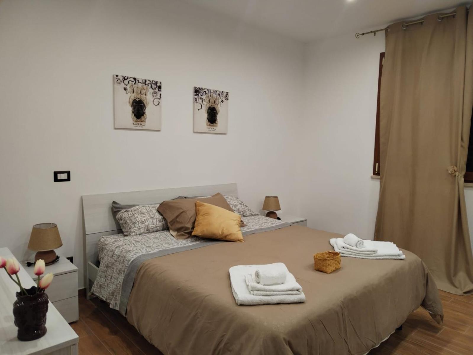 Вилла Momaliar House Кампофеличе-ди-Роччелла Экстерьер фото